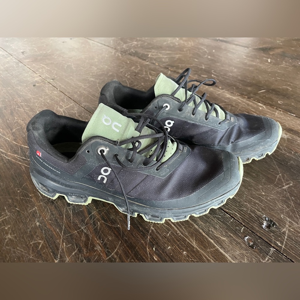 On Trail Running Black and Green Athletic Shoes with Cloud-Pod Sole